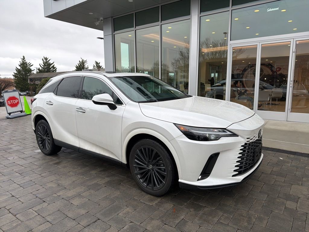 Used 2025 Lexus RX 350 Premium w/ Accessory Package image 2
