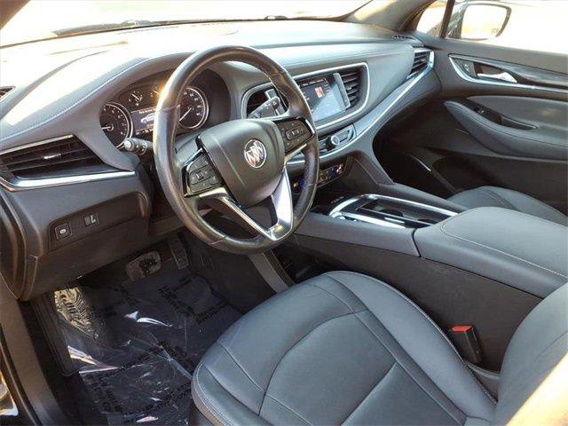 Used 2023 Buick Enclave Essence image 20