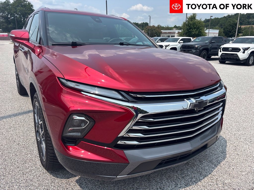Used 2023 Chevrolet Blazer Premier w/ Driver Confidence II Package AWD/4WD image 1