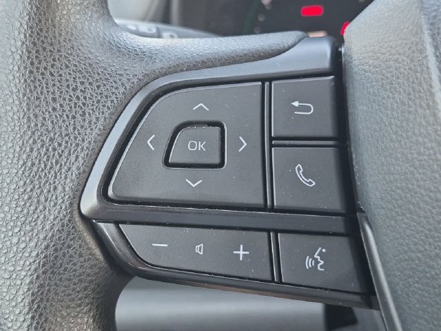Certified 2025 Toyota Sienna LE FWD image 17