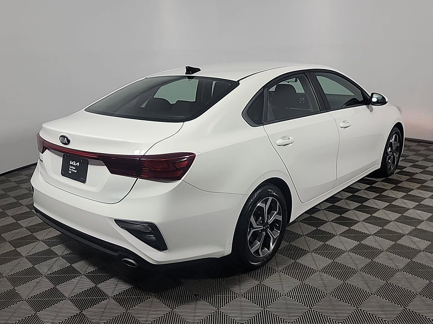 Used 2021 Kia Forte LXS image 4