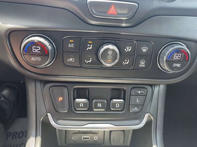 Used 2020 GMC Terrain Denali image 34