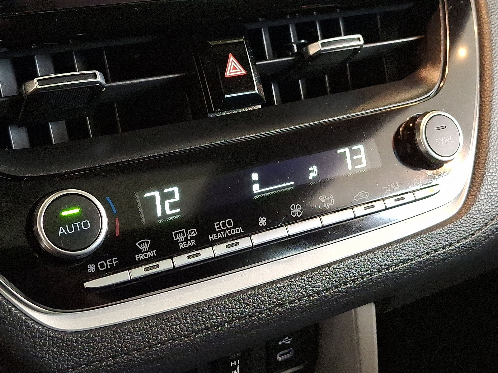 Certified 2023 Toyota Corolla Cross XSE image 17