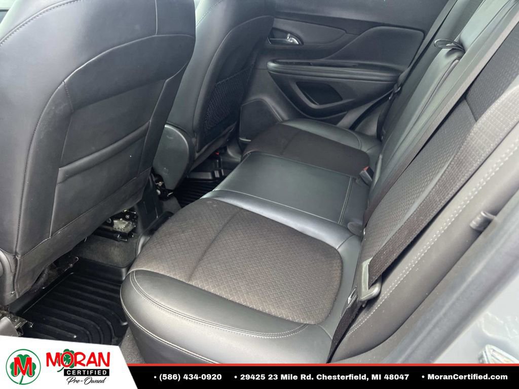 Used 2021 Buick Encore Preferred AWD/4WD image 13