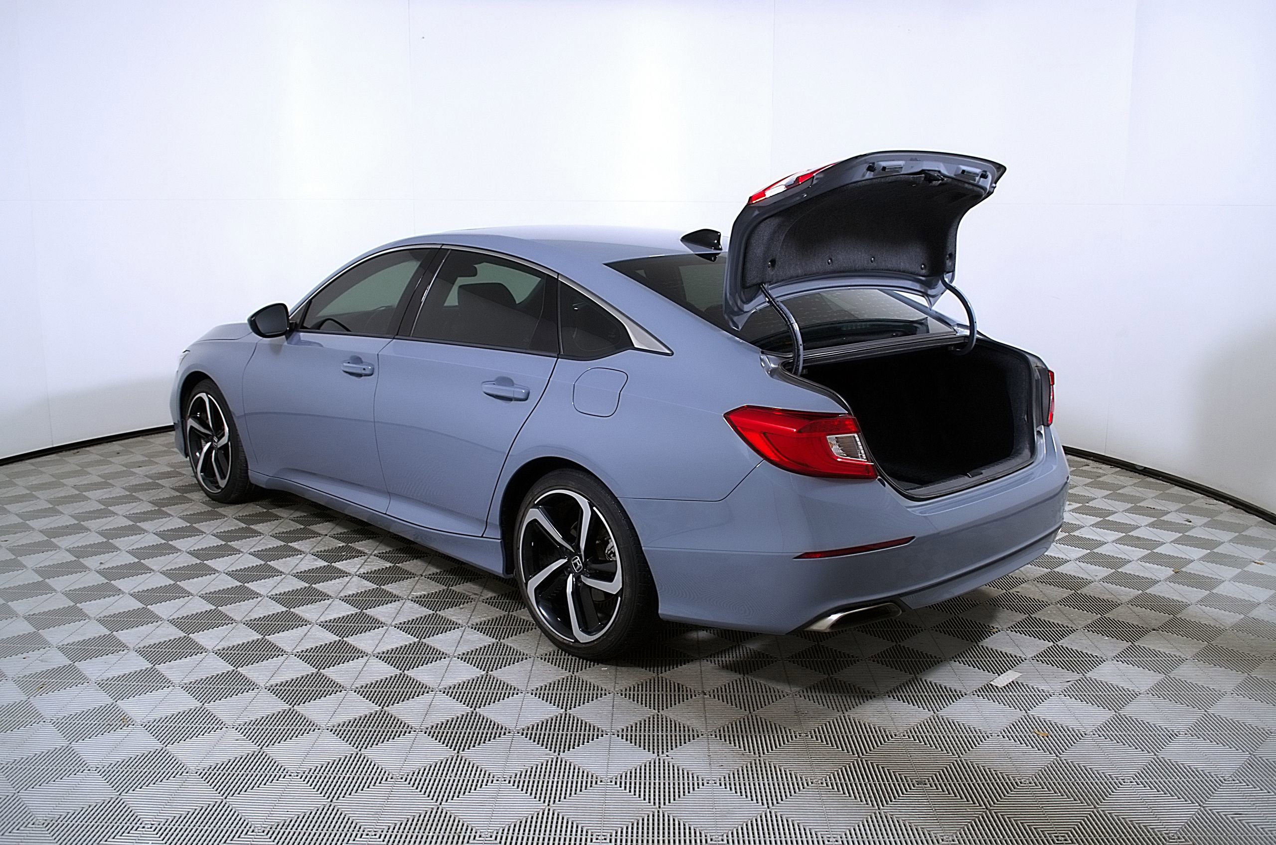 Used 2021 Honda Accord Sport image 10