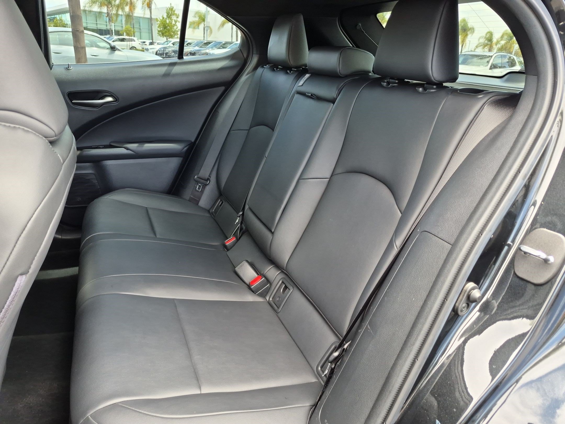 Used 2022 Lexus UX 250h AWD/4WD image 29