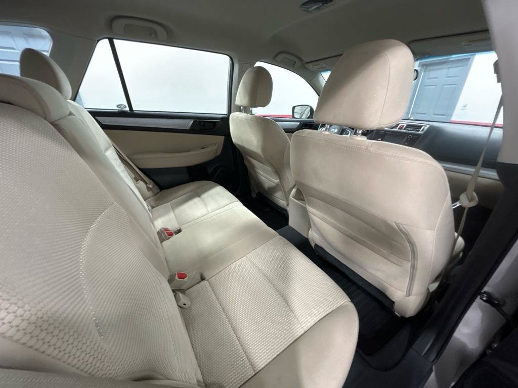 Used 2017 Subaru Outback 2.5i AWD/4WD image 12