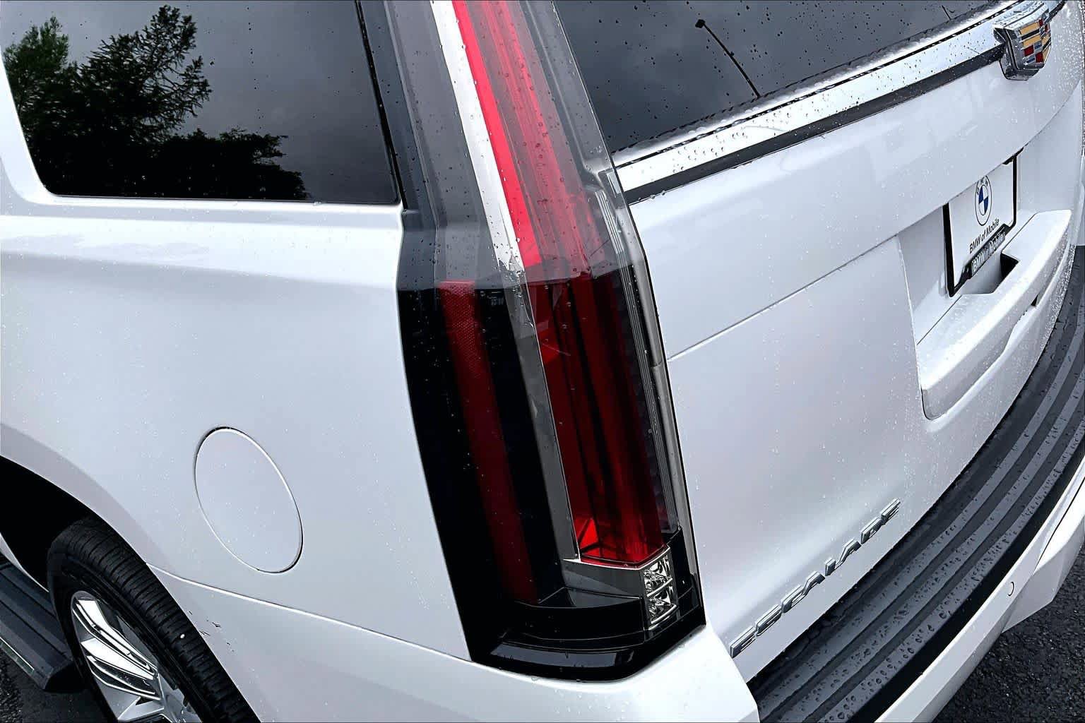Used 2020 Cadillac Escalade Platinum RWD image 27