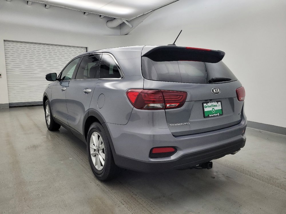 Used 2020 Kia Sorento LX image 5