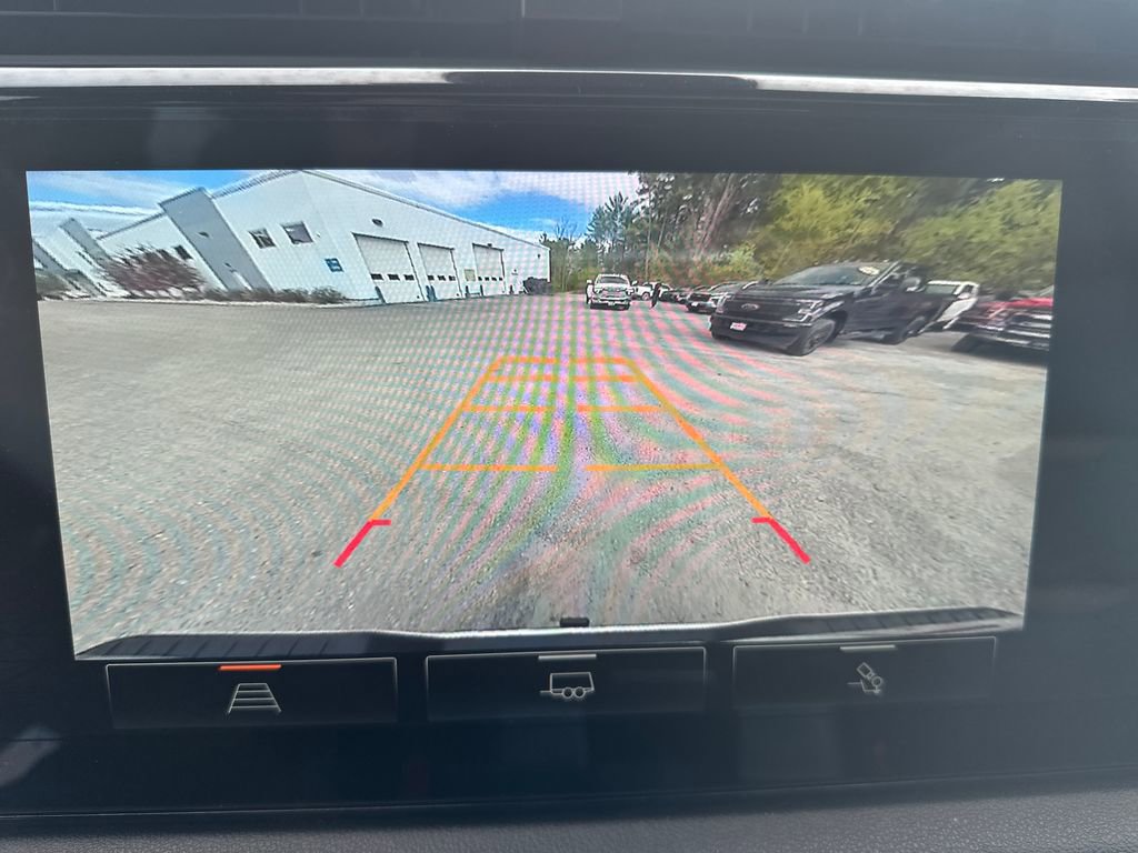 Used 2022 GMC Sierra 1500 AT4 w/ AT4 Preferred Package AWD/4WD image 19