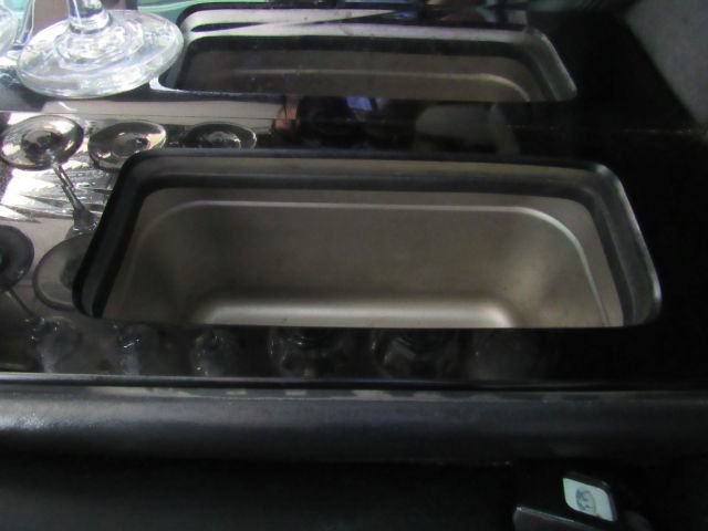 Used 2015 Chrysler 300 Limited image 38