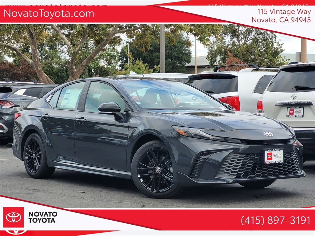New 2025 Toyota Camry SE