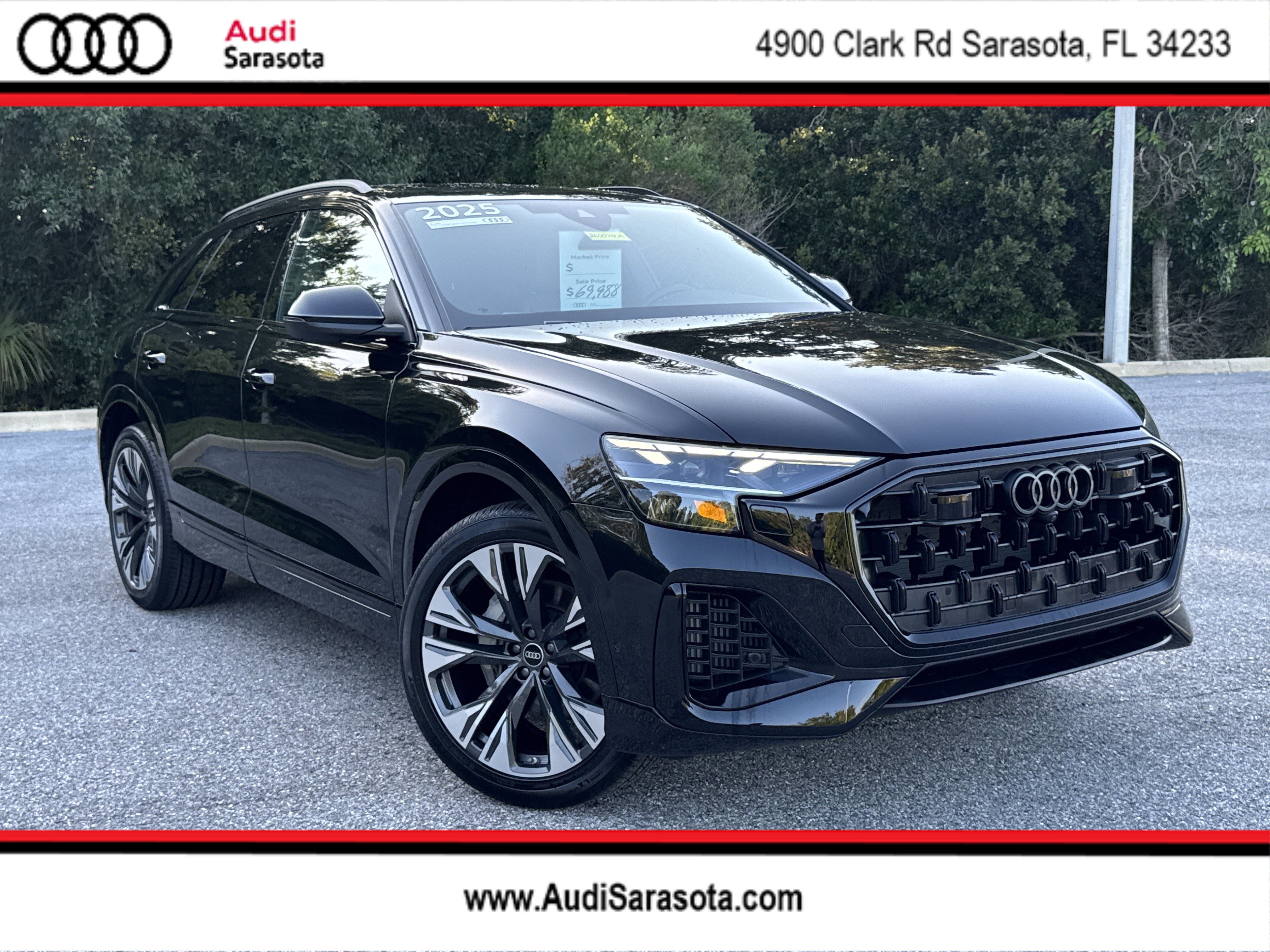 Certified 2025 Audi Q8 Premium AWD/4WD image 1