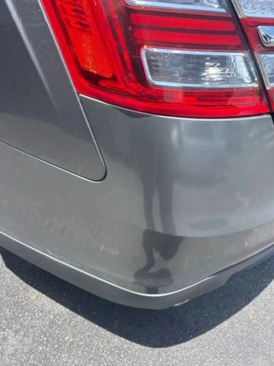 Used 2014 Ford Taurus SE FWD image 32
