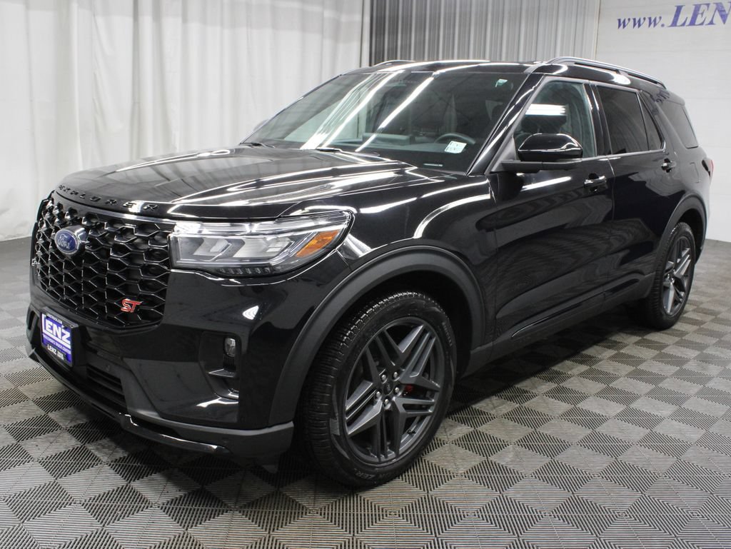 Used 2025 Ford Explorer ST AWD/4WD image 9