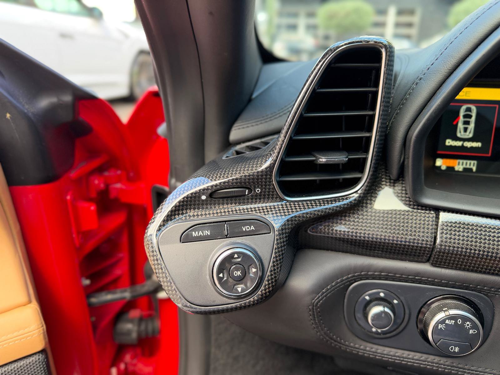Used 2011 Ferrari 458 Italia Coupe RWD image 45