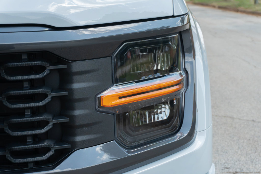 Used 2025 Ford F150 STX AWD/4WD image 3