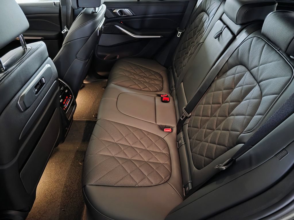 New 2026 BMW X5 M60i AWD/4WD image 12