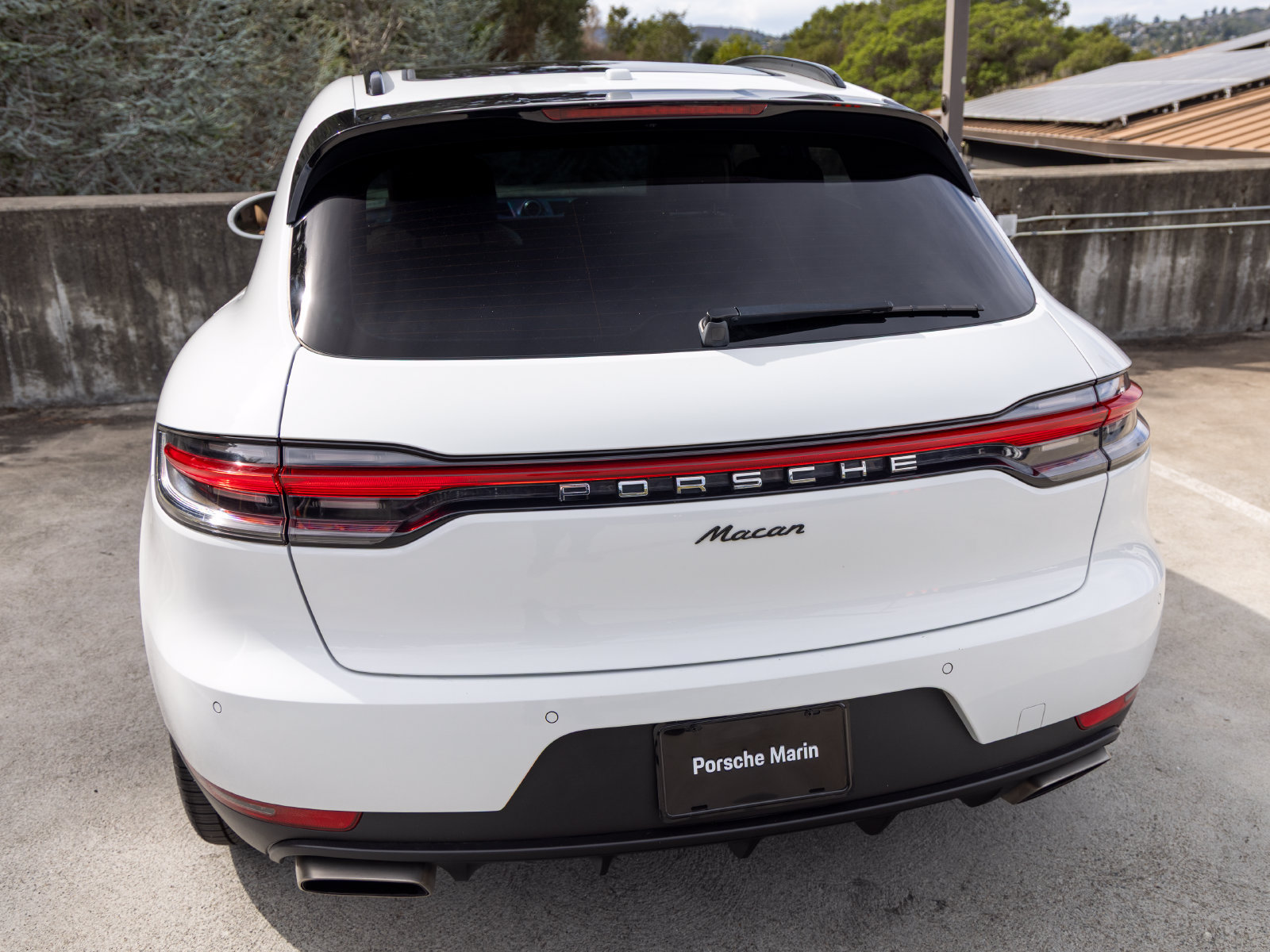 Certified 2021 Porsche Macan AWD/4WD image 20