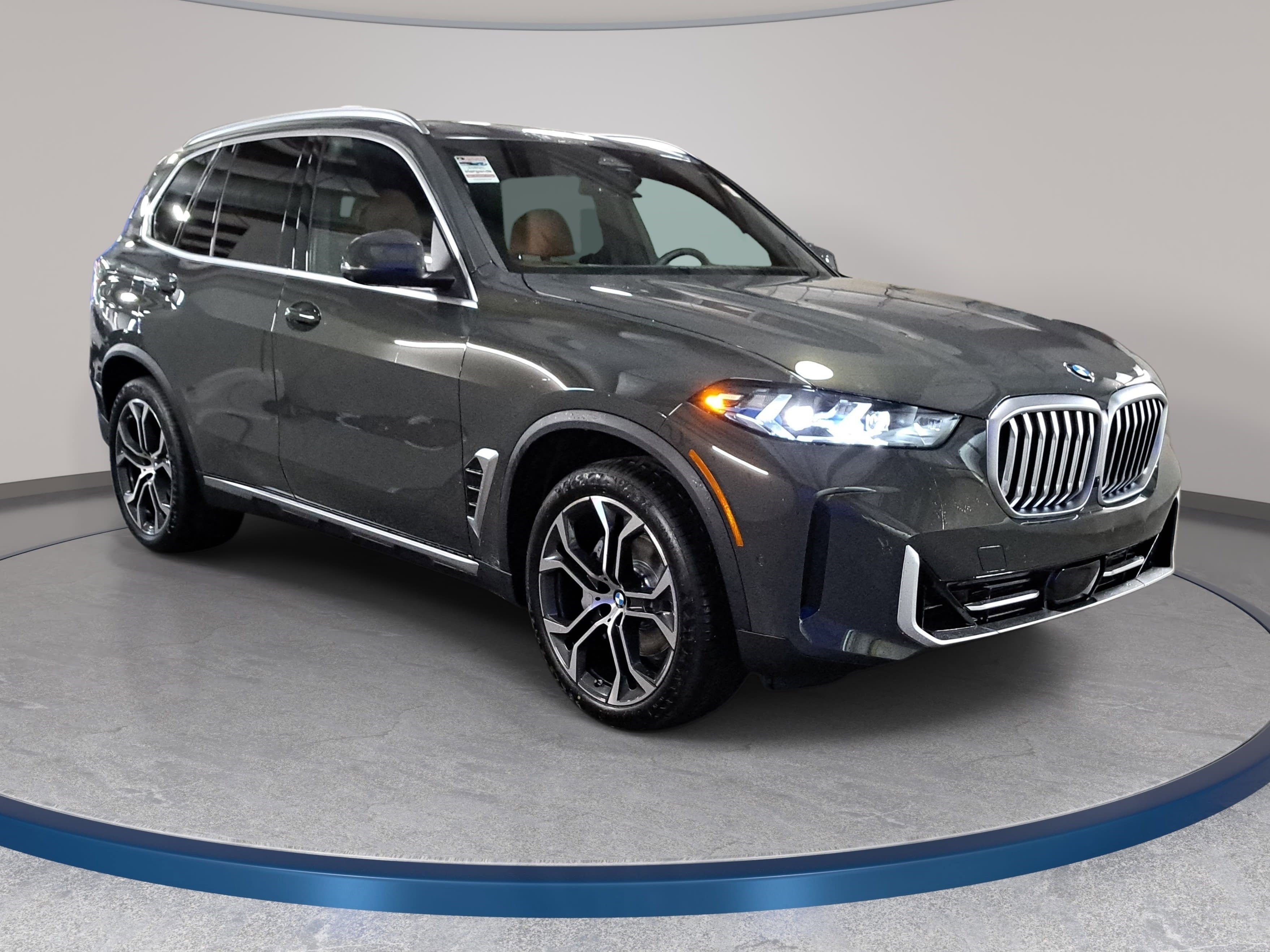 New 2026 BMW X5 xDrive40i w/ Climate Comfort Package AWD/4WD image 3