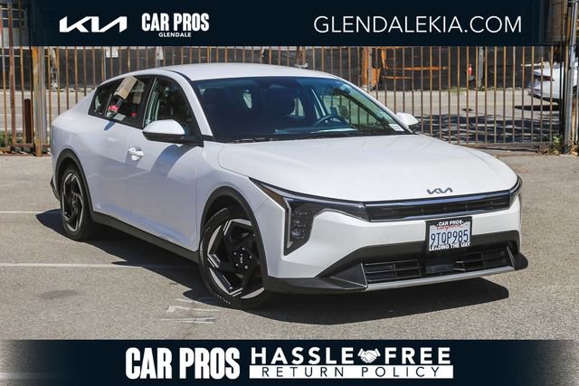 Used 2025 Kia K4 EX image 1