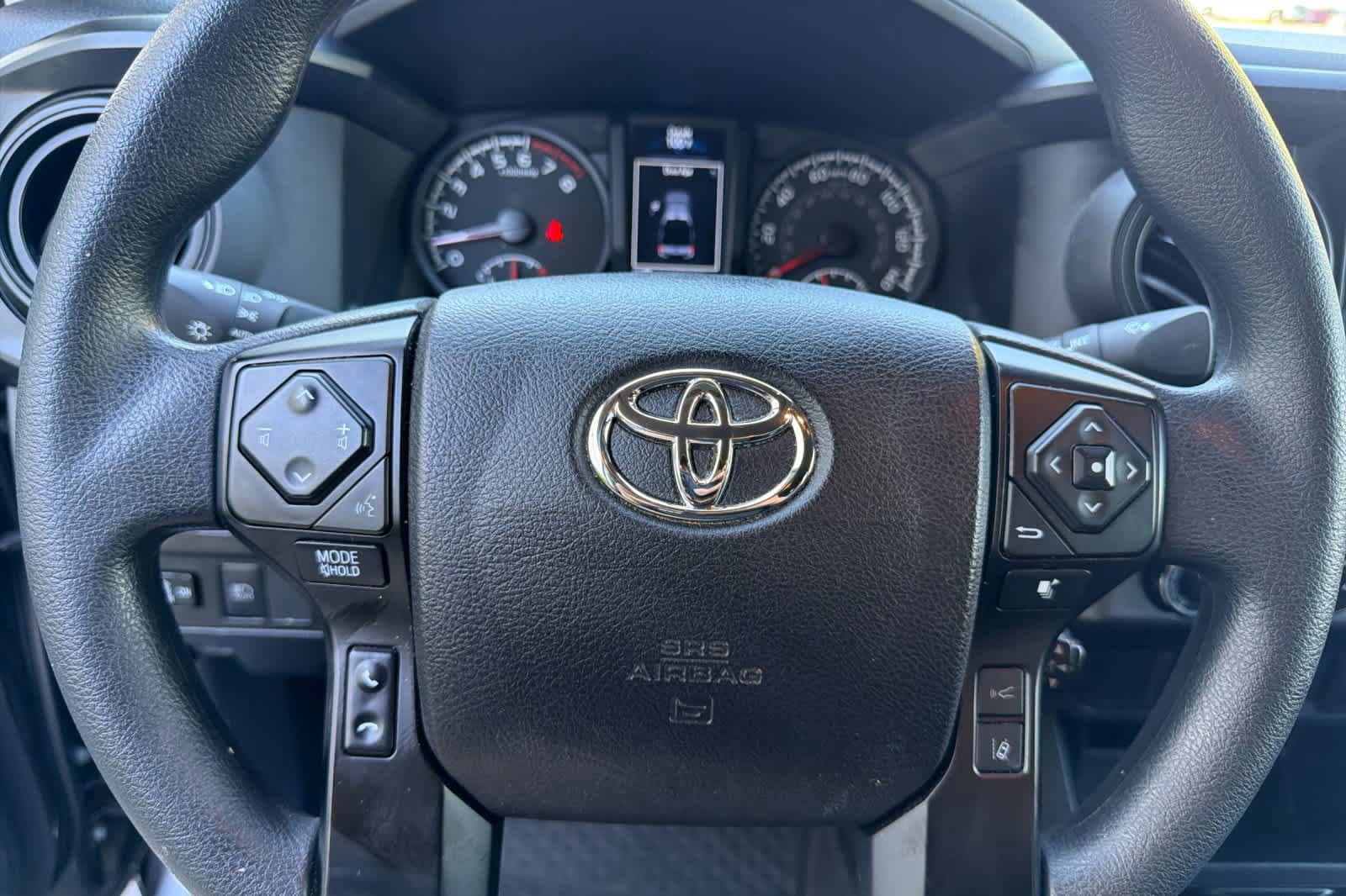Used 2022 Toyota Tacoma SR AWD/4WD image 22