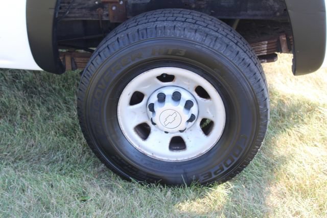 Used 2007 Chevrolet Silverado 3500 4x4 Regular Cab w/ Skid Plate Package image 20