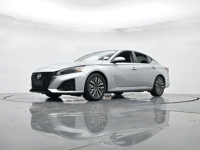 Used 2023 Nissan Altima 2.5 SV image 35