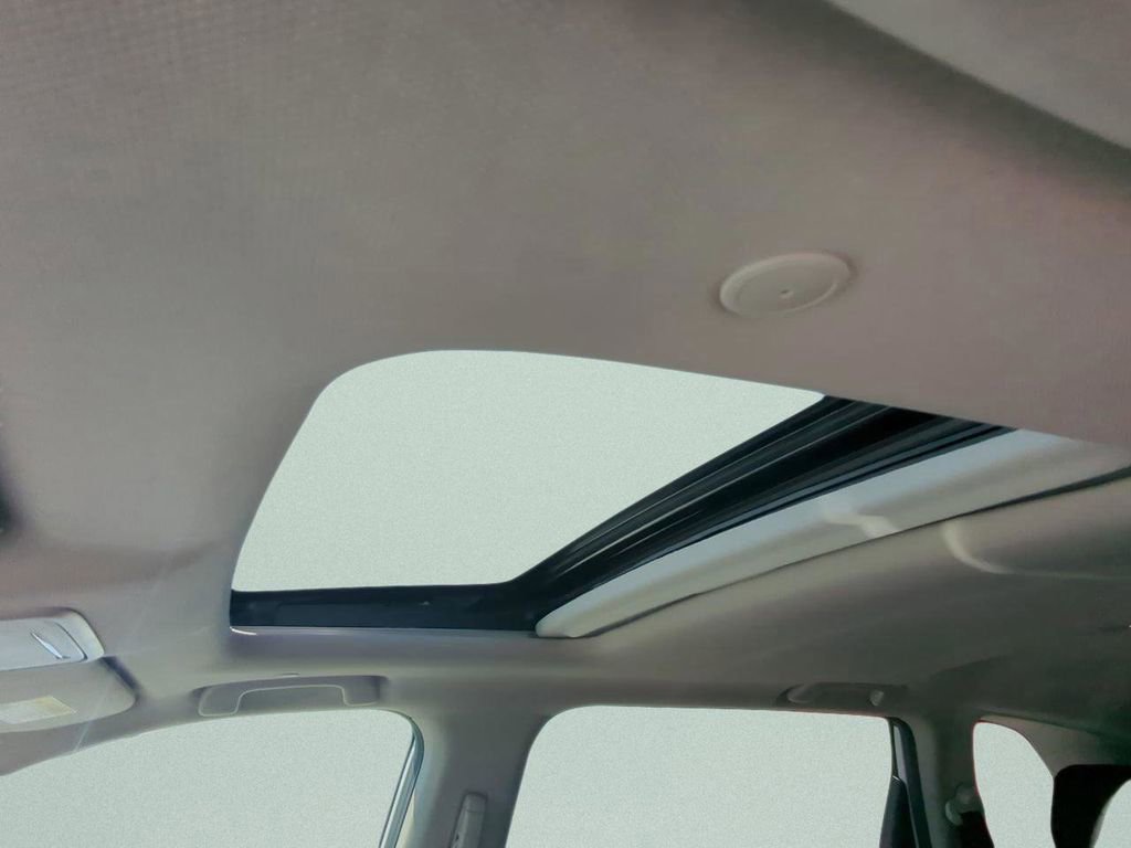 Used 2024 Honda CR-V EX image 17
