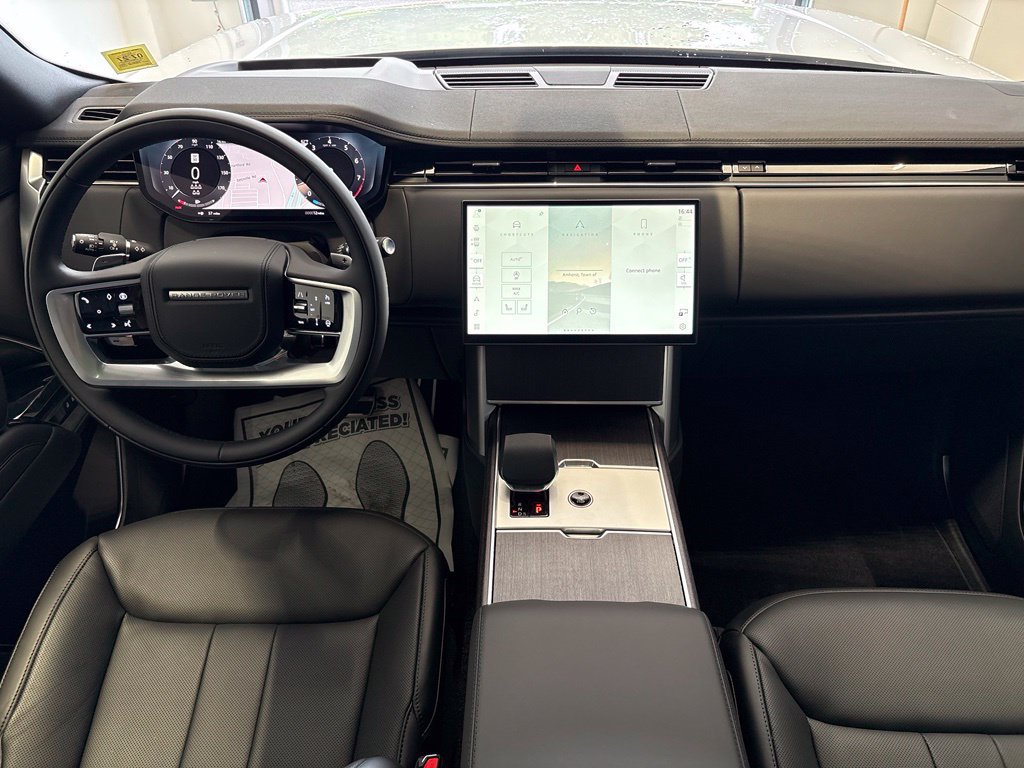 New 2026 Land Rover Range Rover Long Wheelbase SE AWD/4WD image 29