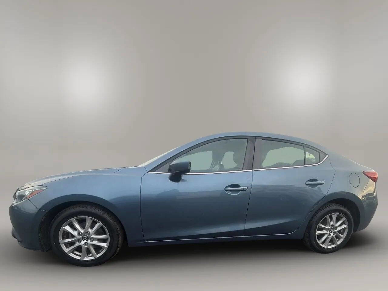 Used 2015 MAZDA MAZDA3 i Grand Touring image 4