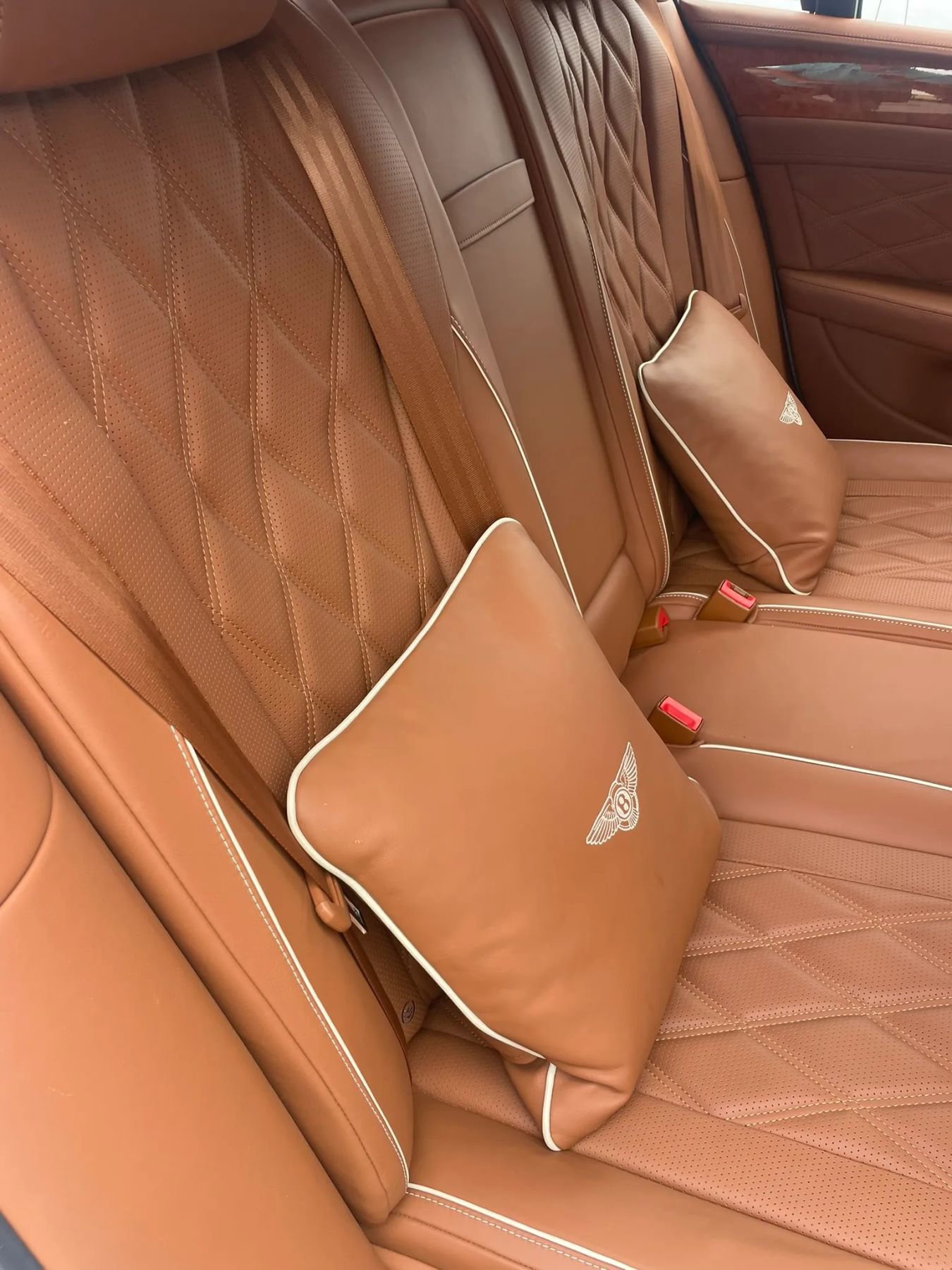 Used 2014 Bentley Flying Spur W12 image 10