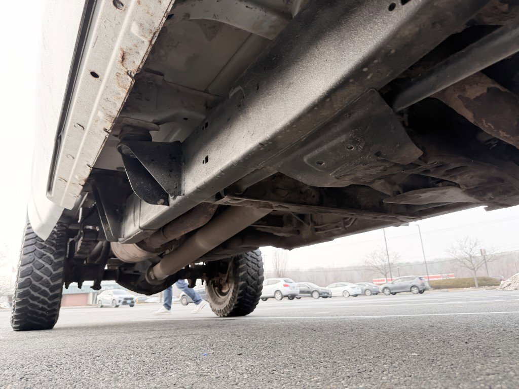 Used 2012 Chevrolet Silverado 3500 LT image 21