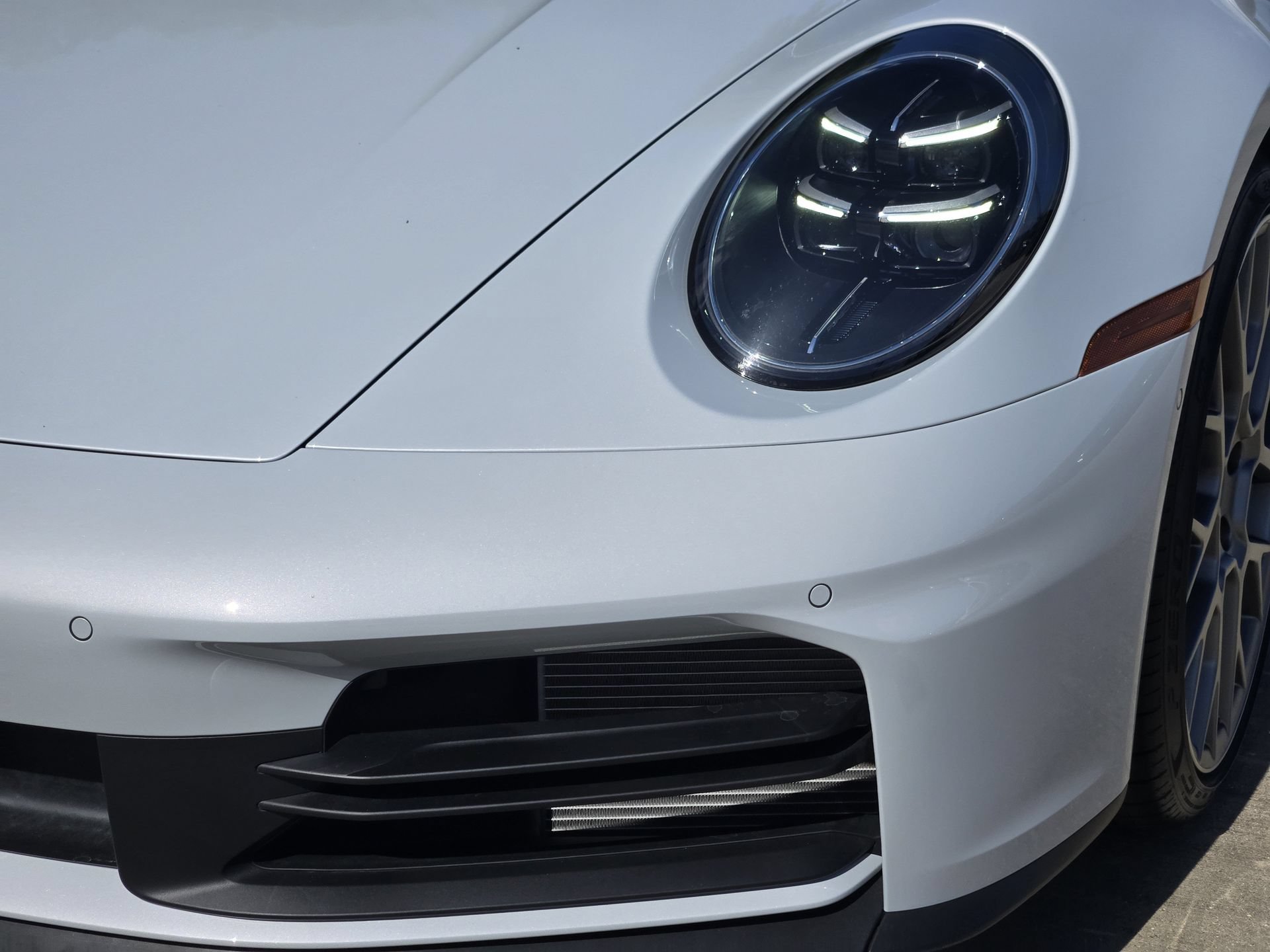 Used 2026 Porsche 911 Carrera RWD image 11
