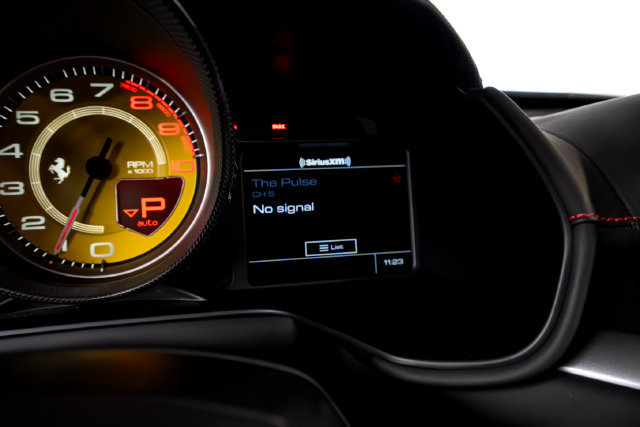 Certified 2020 Ferrari Portofino RWD image 38