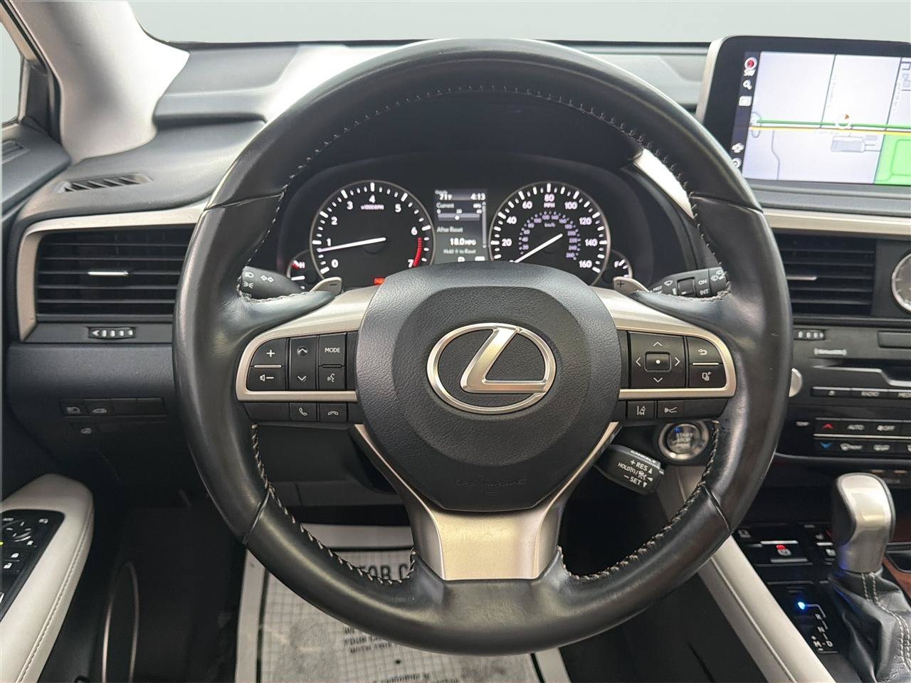 Used 2020 Lexus RX 350L Premium w/ Premium Package AWD/4WD image 24
