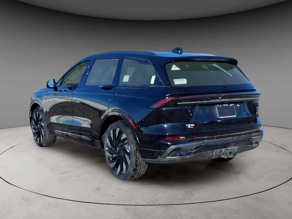 New 2025 Lincoln Nautilus Reserve w/ Jet Appearance Package AWD/4WD image 3