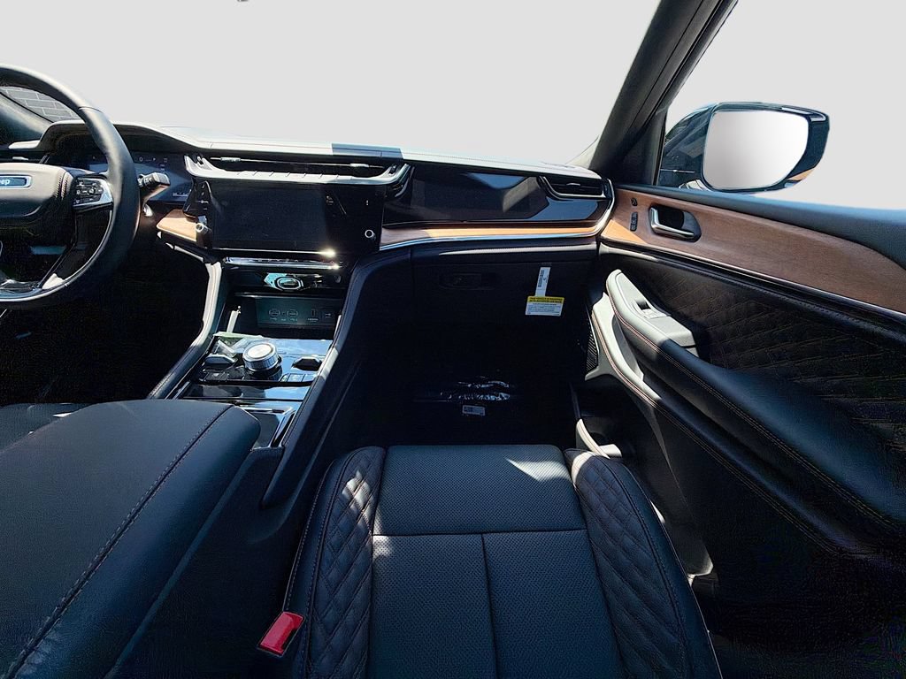New 2026 Jeep Grand Cherokee L Summit AWD/4WD image 20