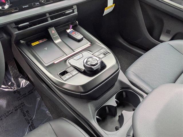 New 2026 Subaru Solterra AWD/4WD image 16