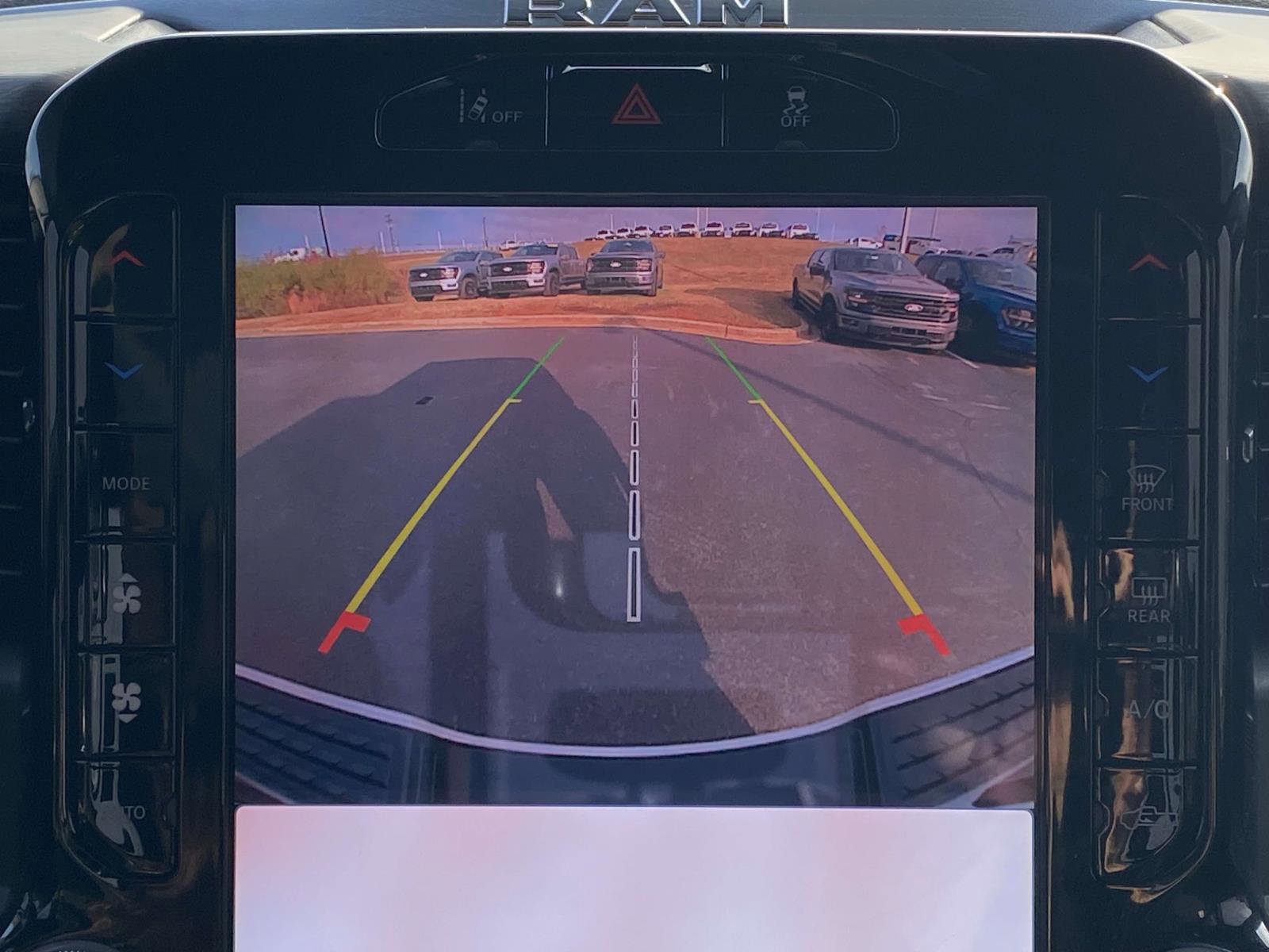 Used 2025 RAM 2500 Laramie w/ Night Edition image 28