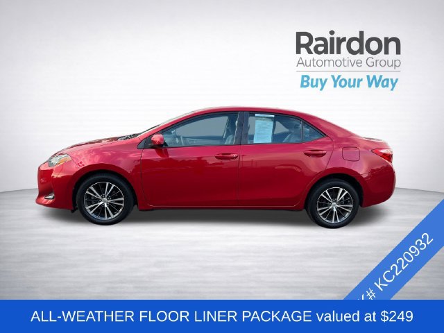 Used 2019 Toyota Corolla LE w/ LE Premium Package FWD image 4