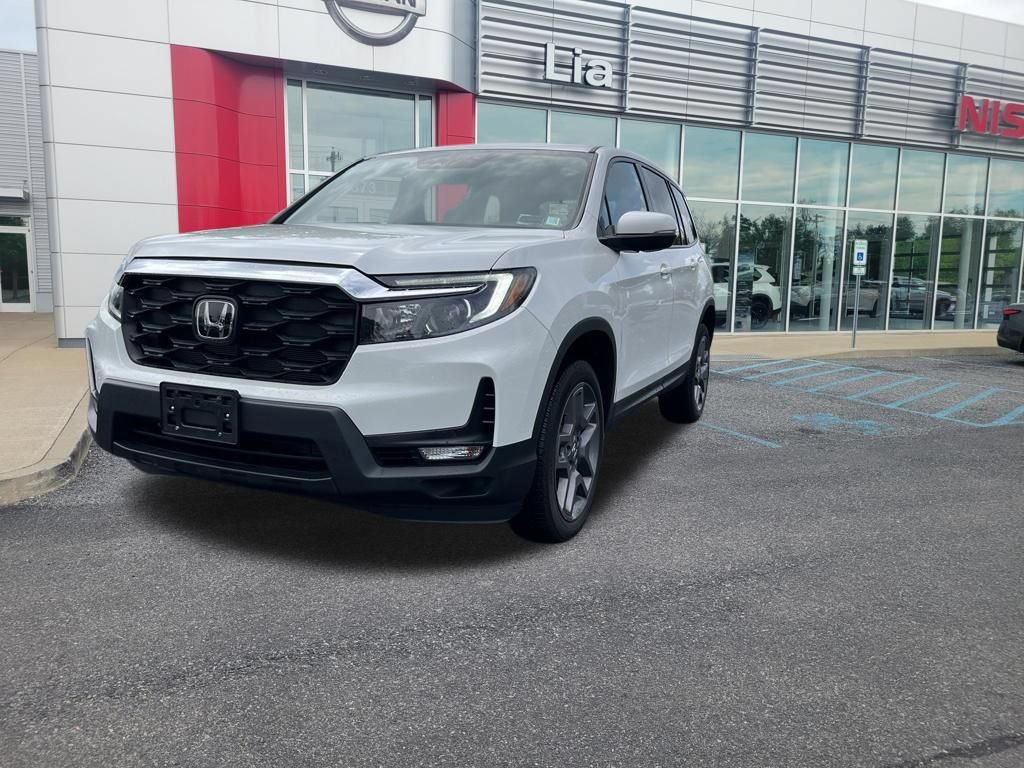 Used 2023 Honda Passport EX-L image 5