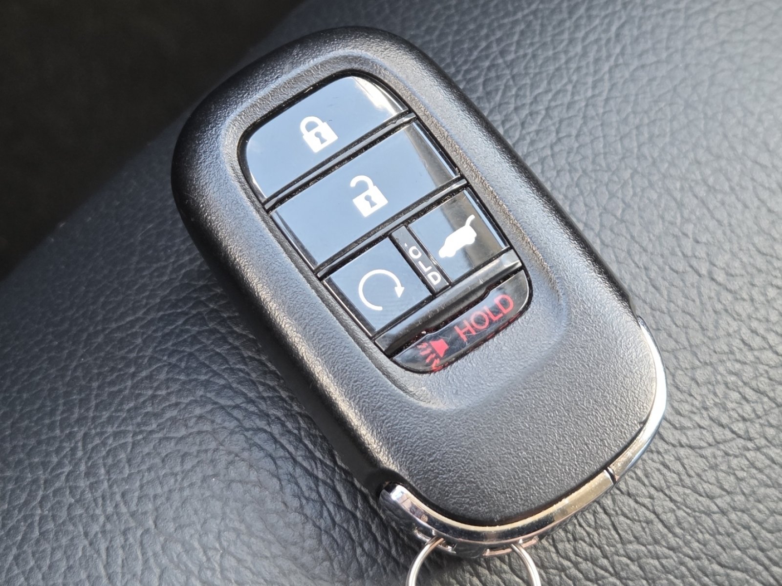 Used 2025 Honda Pilot Touring image 38
