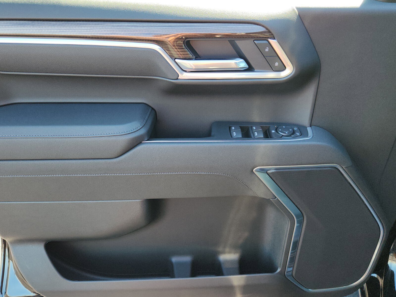 New 2026 Chevrolet Silverado 1500 LT w/ Protection Package image 10