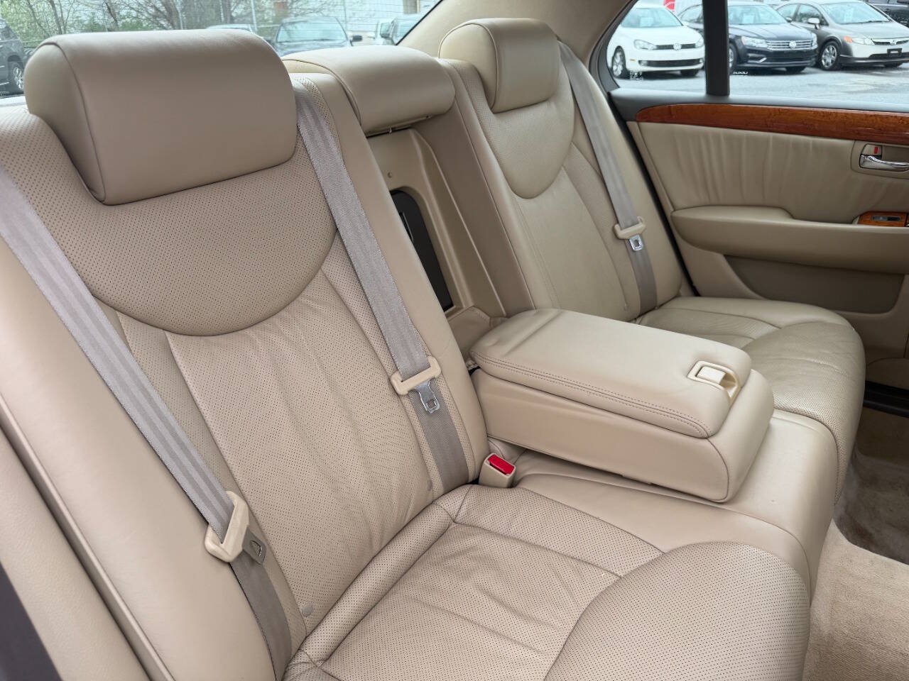 Used 2005 Lexus LS 430 w/ Modern Luxury Pkg RWD image 38