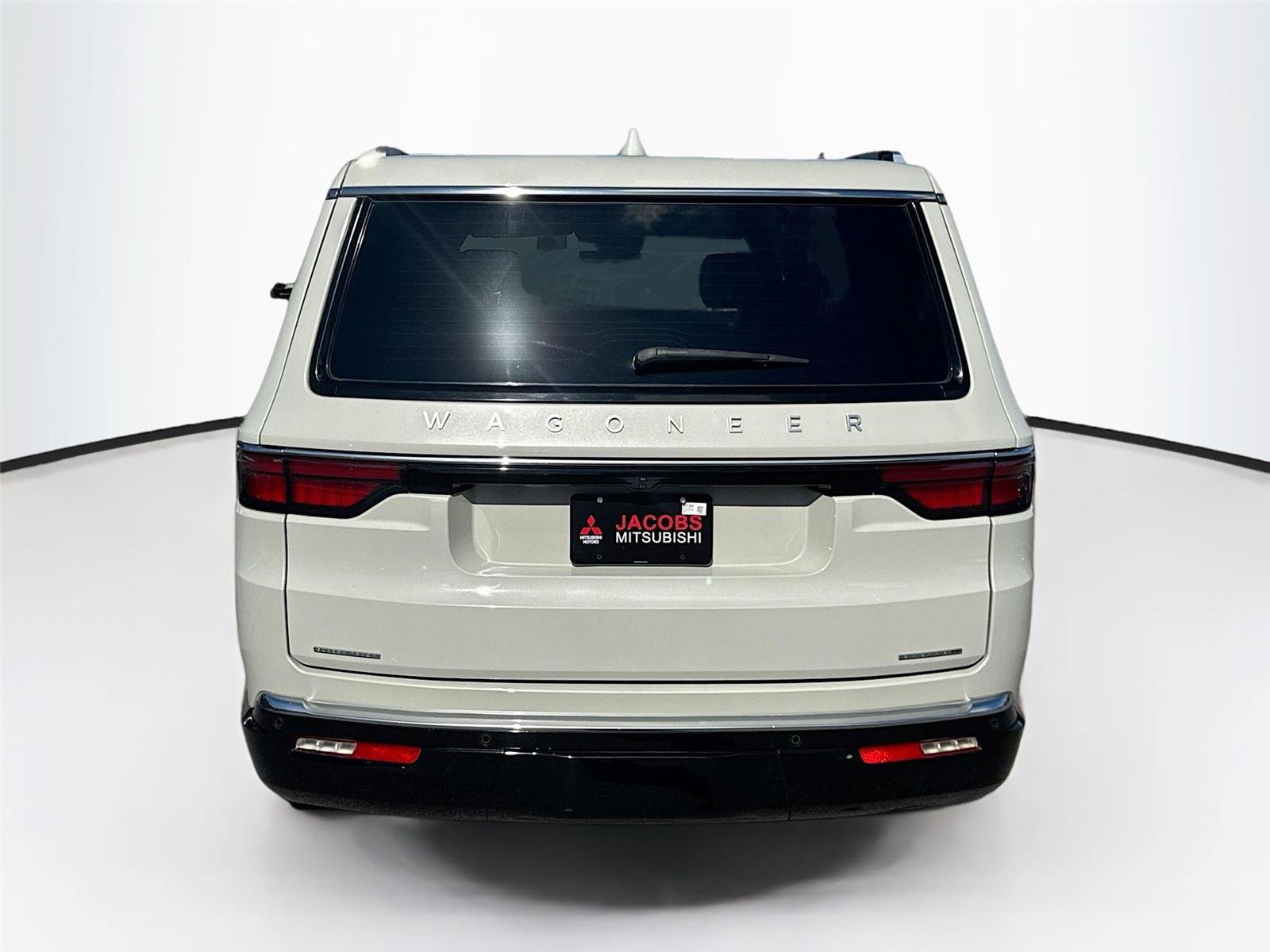 Used 2022 Jeep Wagoneer Series III image 6