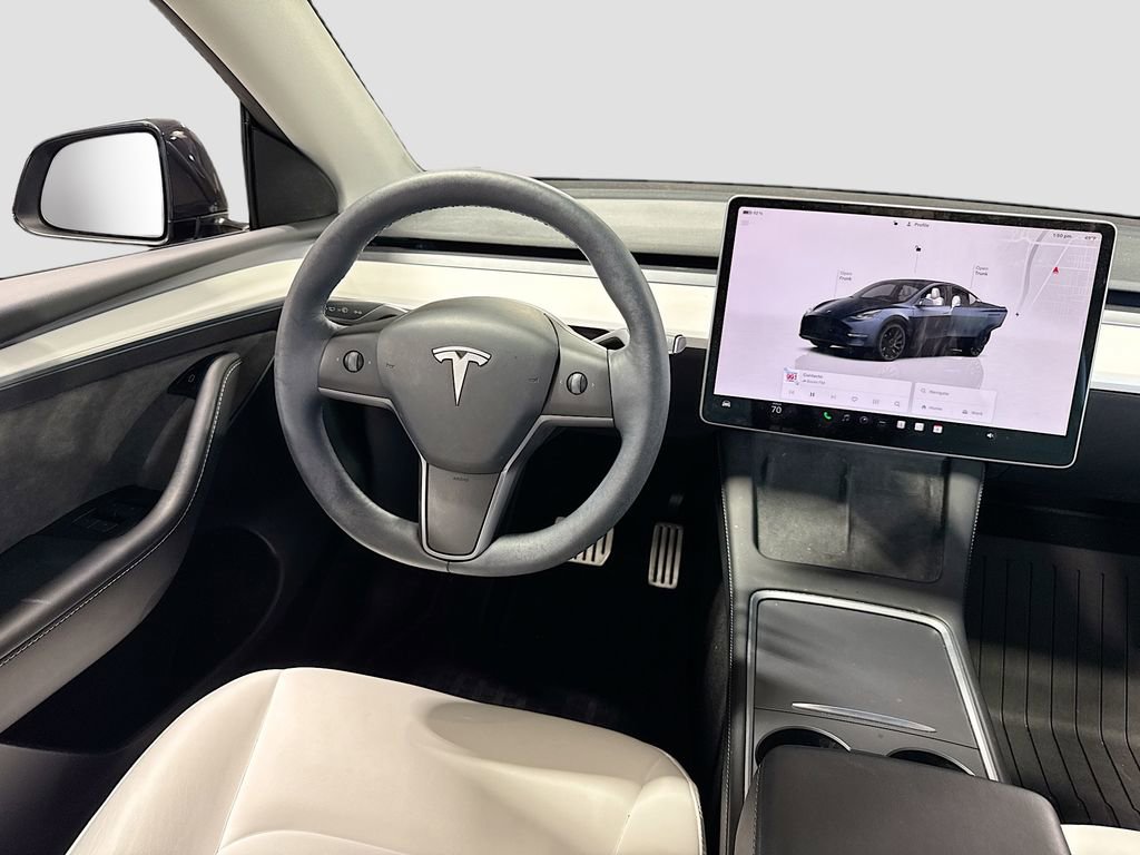 Used 2024 Tesla Model Y Performance image 13