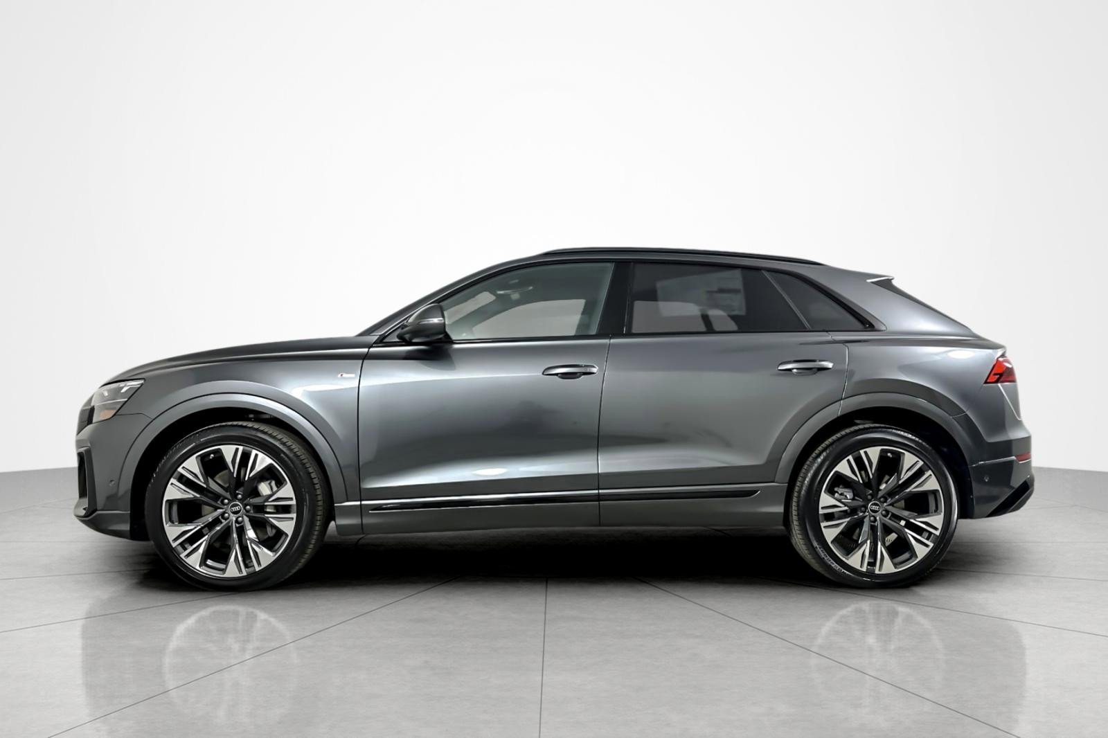 New 2026 Audi Q8 Premium Plus image 3