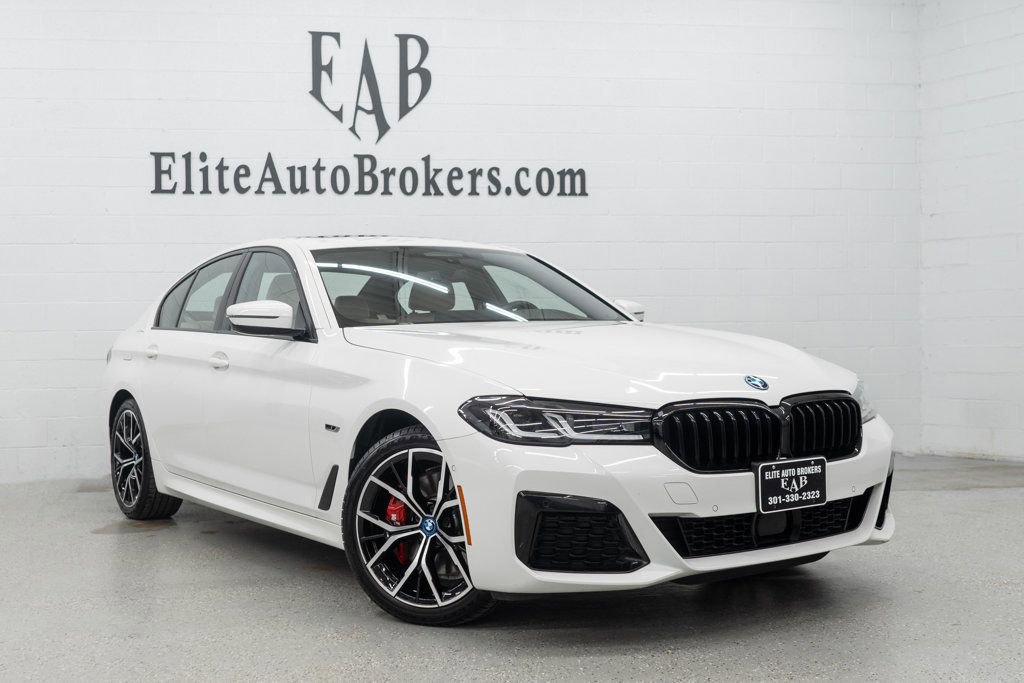 Used 2023 BMW 530e xDrive w/ M Sport Package AWD/4WD image 57