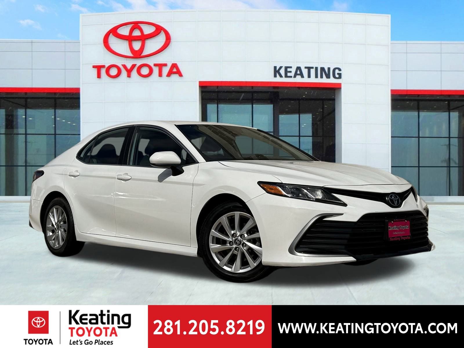 Used 2021 Toyota Camry LE image 1